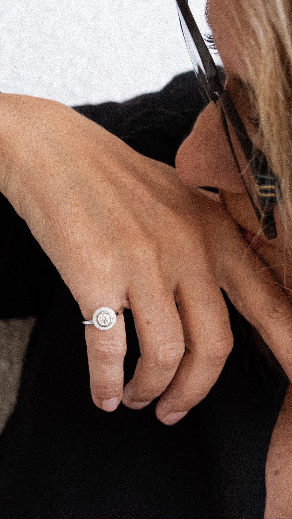 Bague cartier amour porté